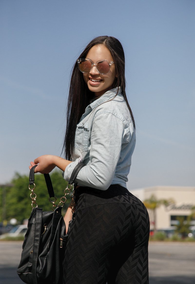 Милочка, 18 лет, 1 размер груди